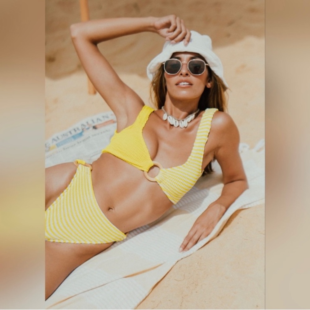 New with Tags Cleonie x Free People Ripple bikini set Free People